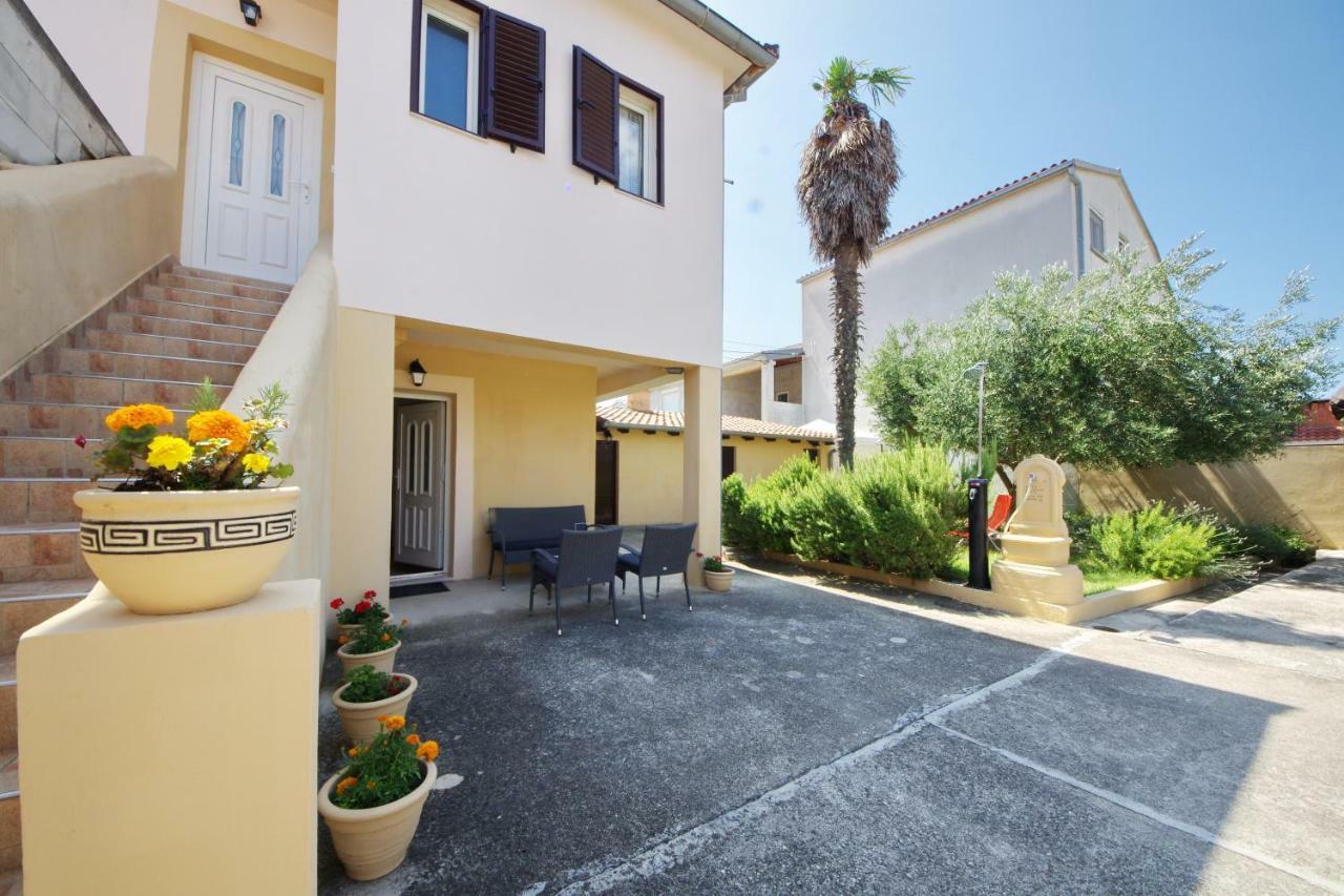 Apartman Olive Garden Задар Экстерьер фото
